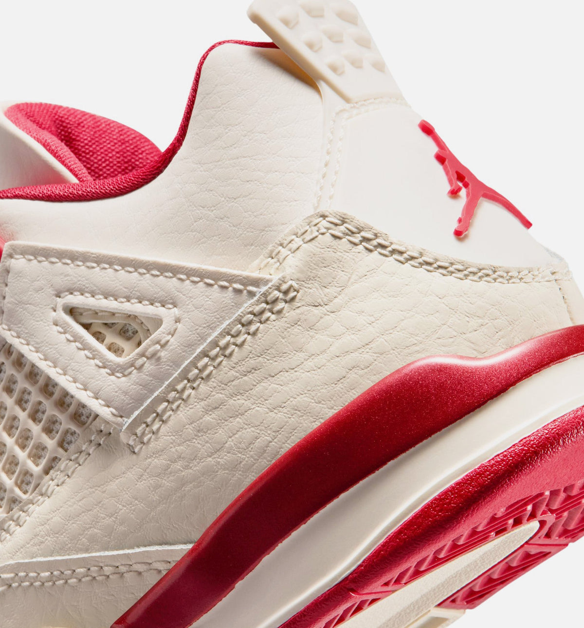 Air Jordan 4 Retro Valentine's Day | Preschool Lifestyle Shoe | Light Ivory/Canyon Rust/Siren Red