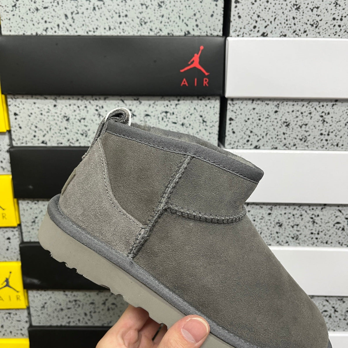 UGG Classic Ultra Mini Boot – Suede Ankle Boot with Shearling Lining, Herringbone Collar & Tonal Lug Sole in Grey