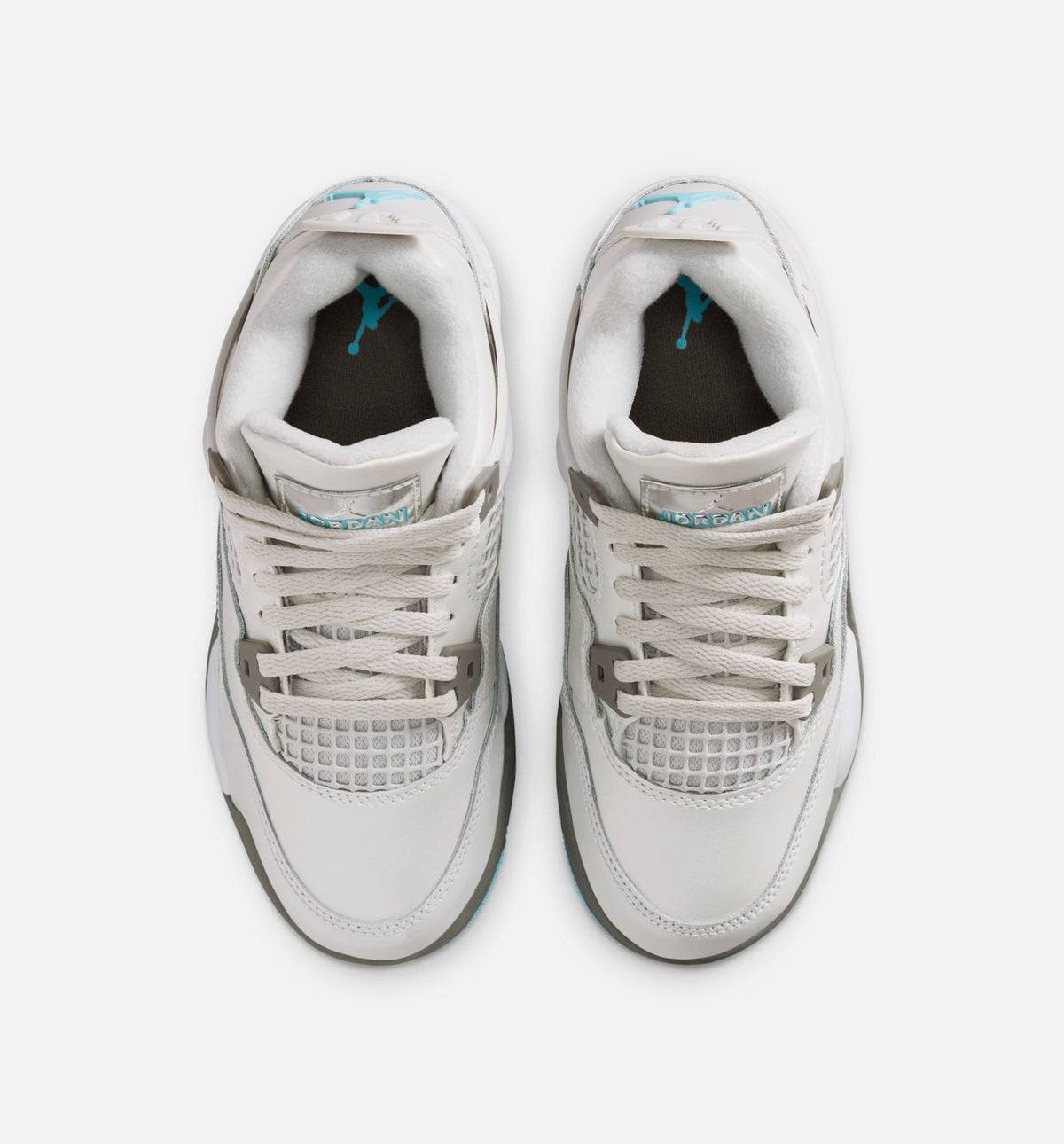 Air Jordan 4 Retro Blue Chill Preschool Lifestyle Shoe – Photon Dust / Blue Chill / Flat Pewter / White / Blue Tint