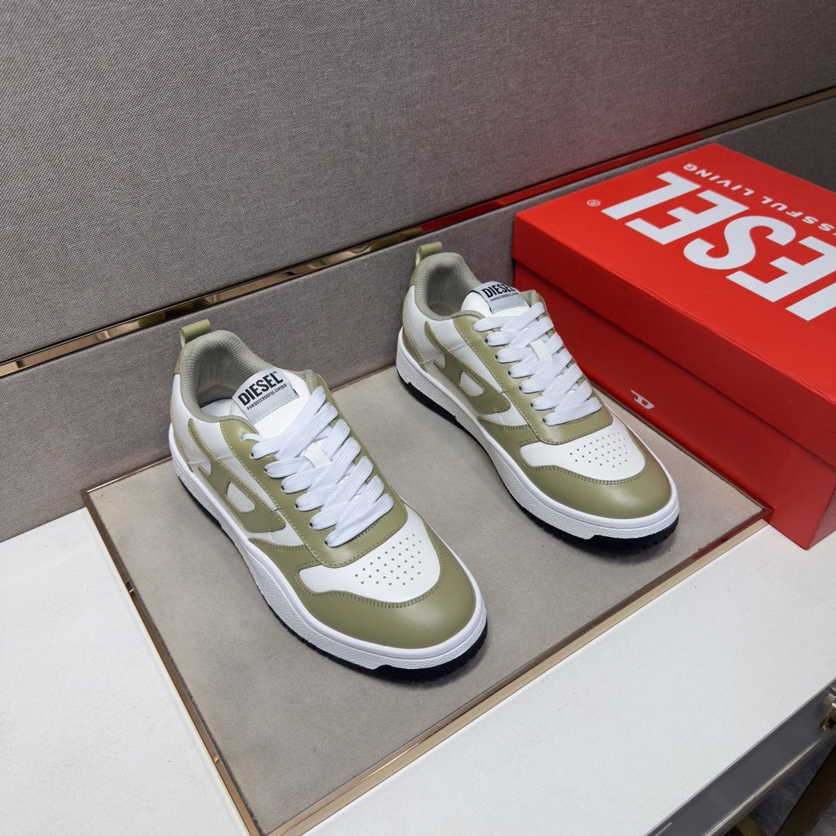 Diesel Panel Low-Top Sneakers
