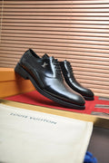 Louis Vuitton Plain-Toe Lace-Up Dress Shoes